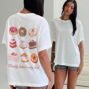 Bakery Caked Oversized Tee Cream