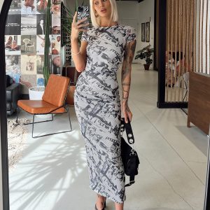 Read About It Maxi Dress Black / White