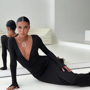 Lezure Plunge Long Sleeve Maxi Dress Black