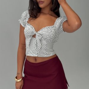 Can't Sleep Skort Burgundy