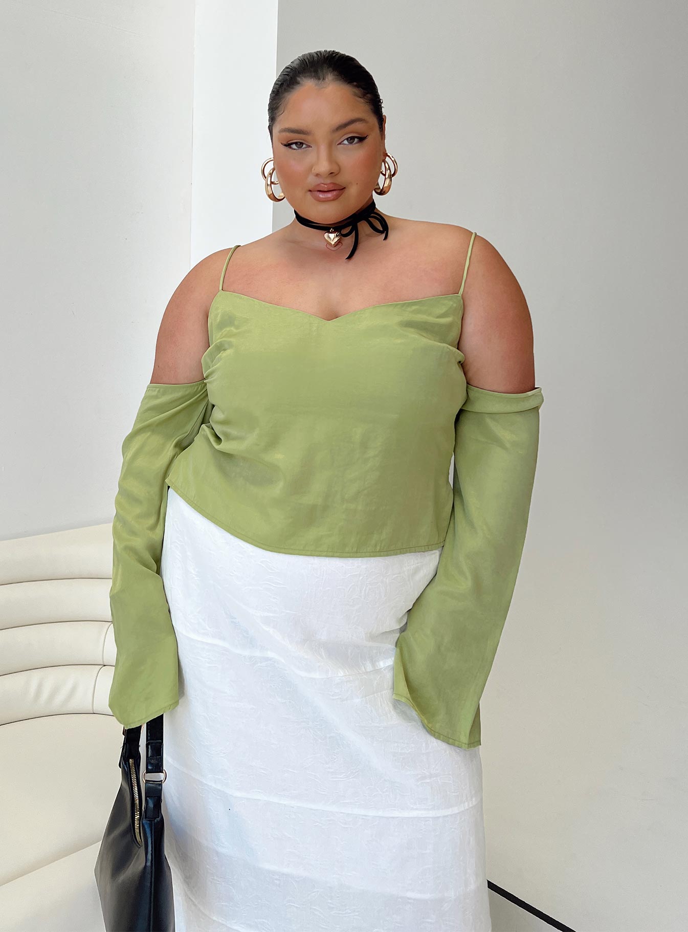 Cold Shoulder Top Green Curve