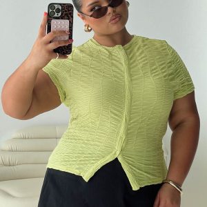 Suzu Textured Top Green Curve