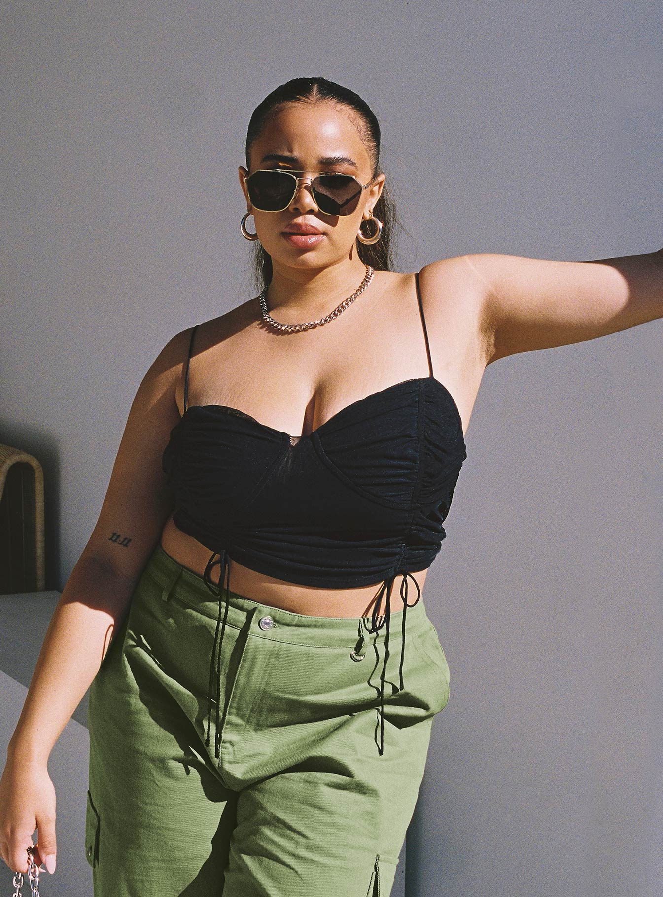 Shine Bright Crop Top Black Curve - Image 2