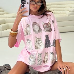 Feline Companions Oversized Graphic Tee Pink