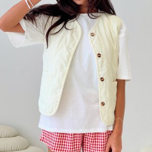 Little Things Quilted Vest Cream