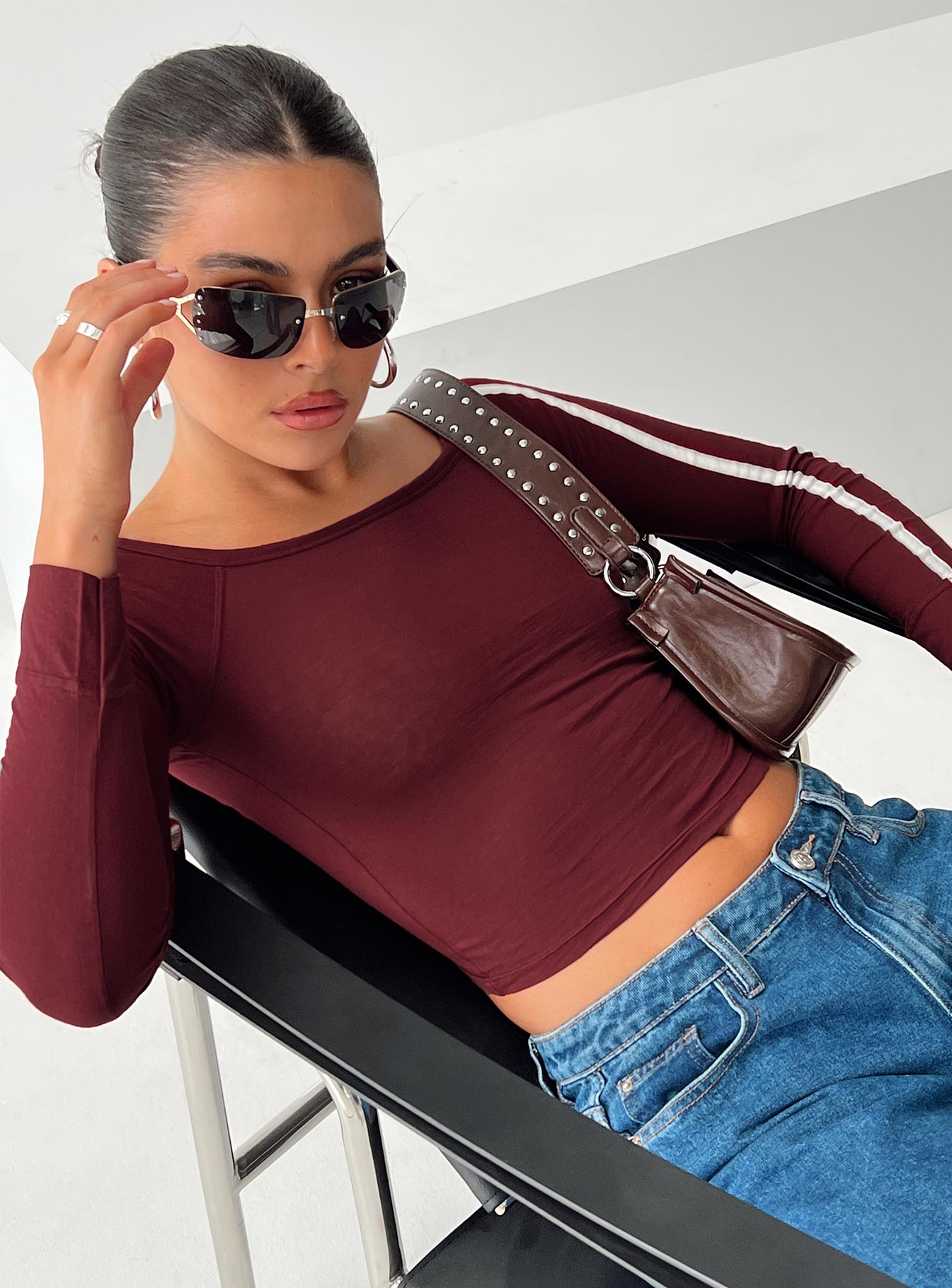 Gavya Top Adrenalin Red / White