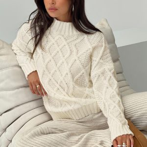 Lewin Cable Knit Sweater Beige