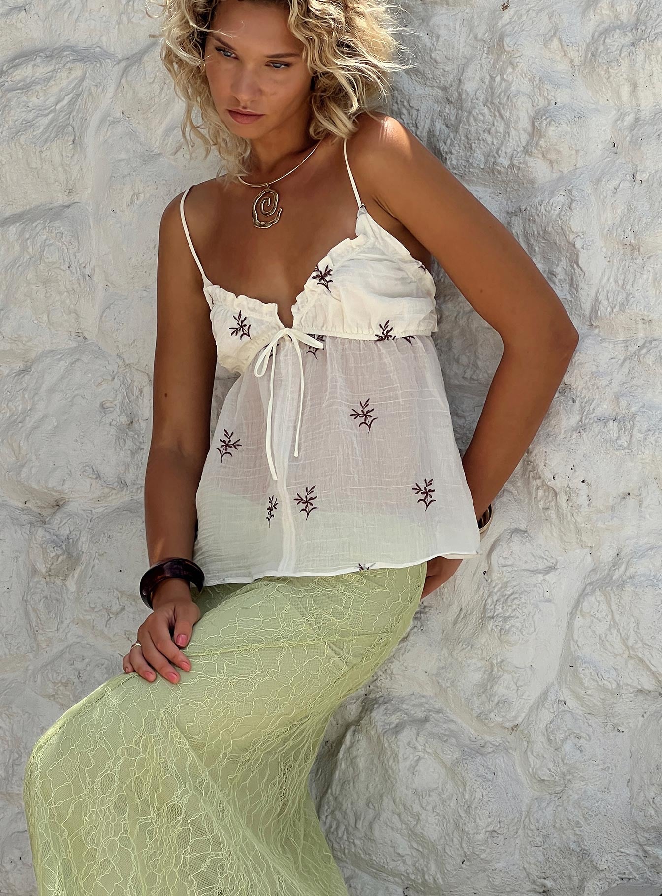 Cinnamon Embroidered Top Cream - Image 2