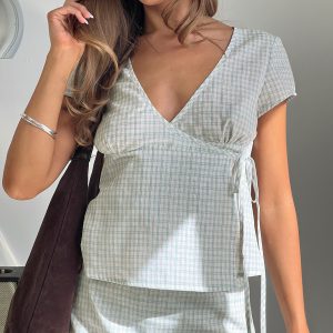 Prominent Wrap Top Green Check