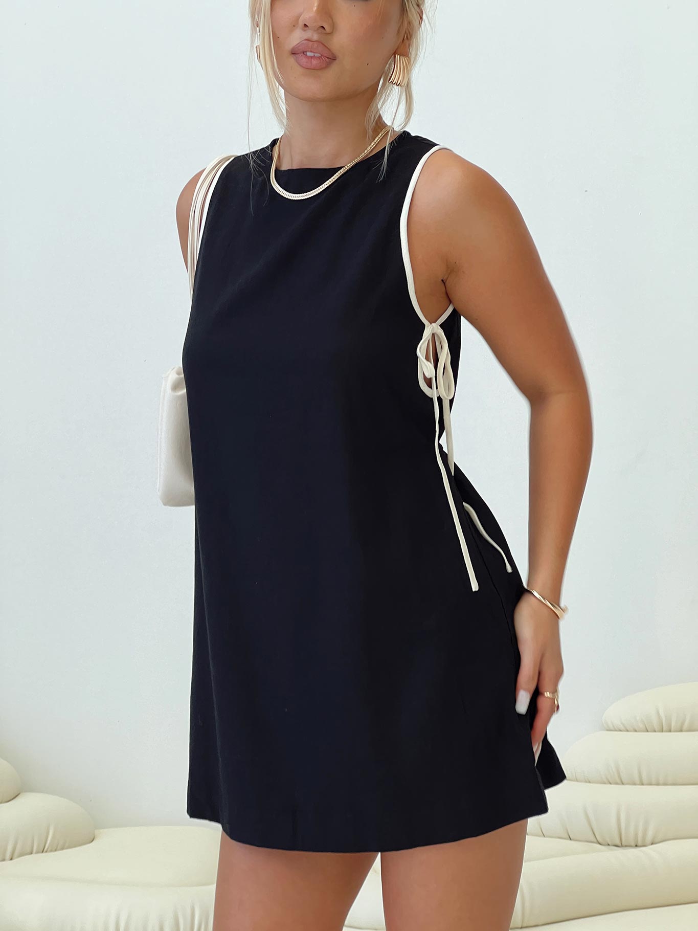 Boxay Mini Dress Black - Image 8