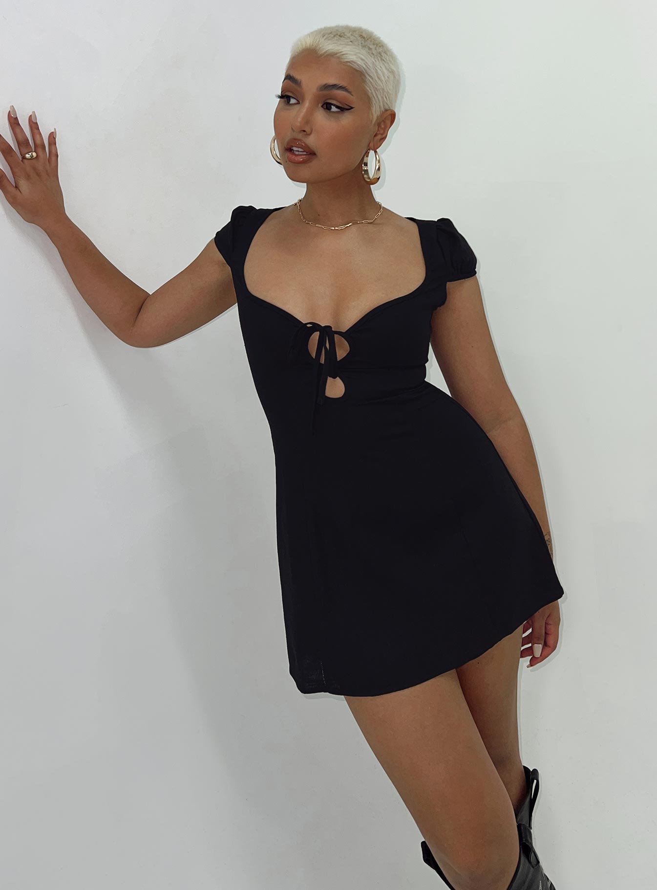 Alora Mini Dress Black - Image 2