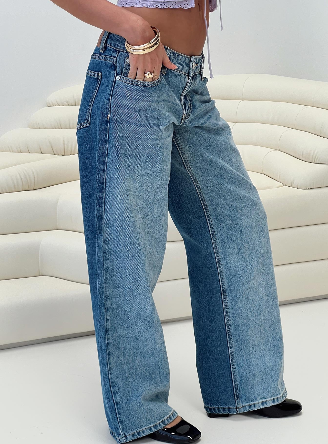 Ferris Two-toned Mid Rise Straight Leg Jeans Blue Wash Denim