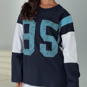 Collegiate Queen Long Sleeved Top Navy