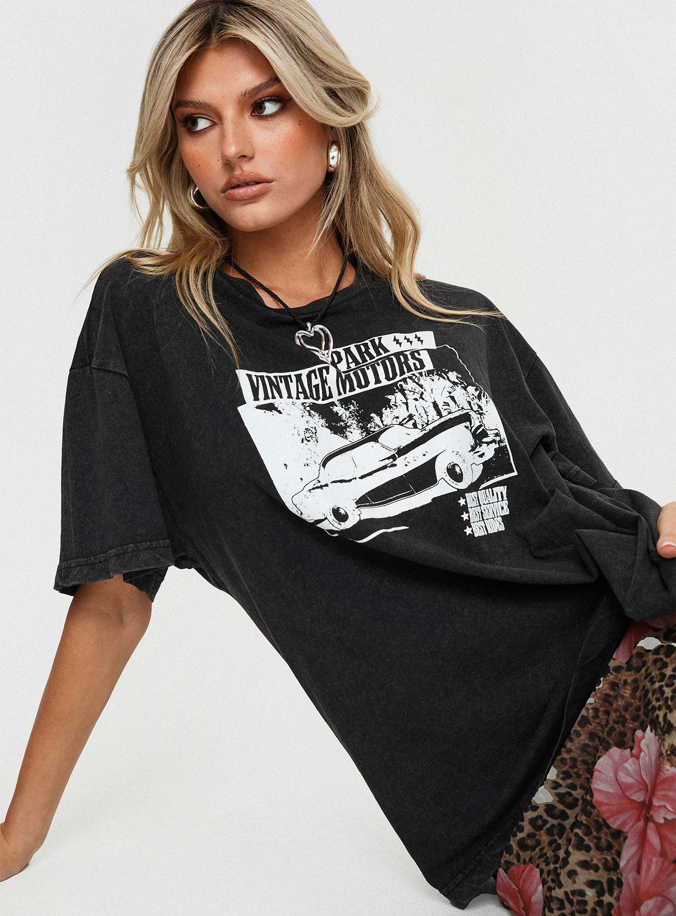 Electric Vintage Oversized Tee Black - Image 7
