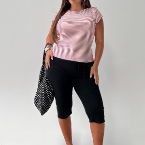 Cayte Capris Black Curve