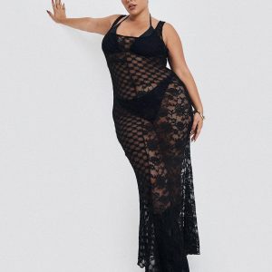Zhara Lace Dress Black Curve