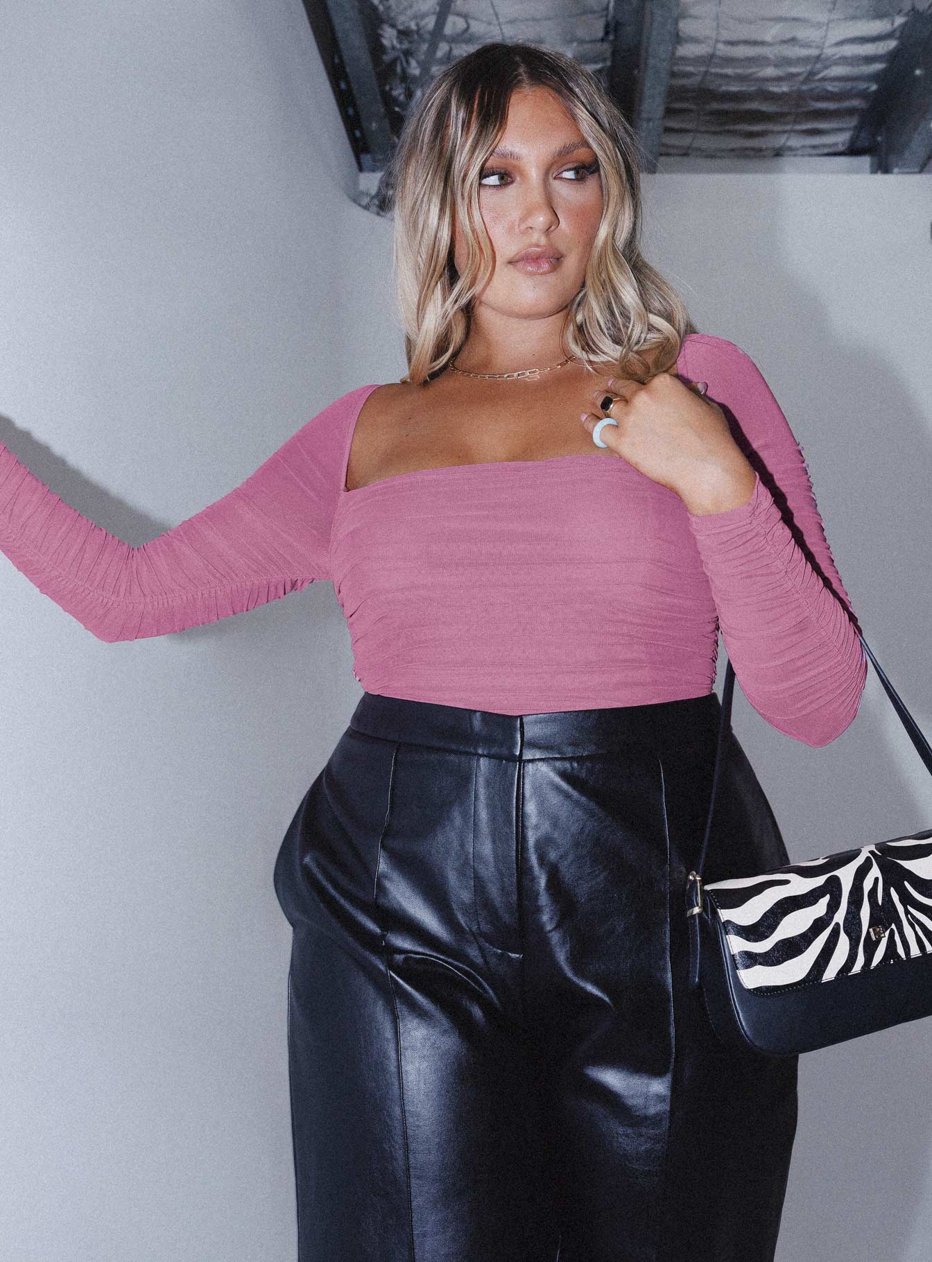 Delany Bodysuit Pink - Image 2