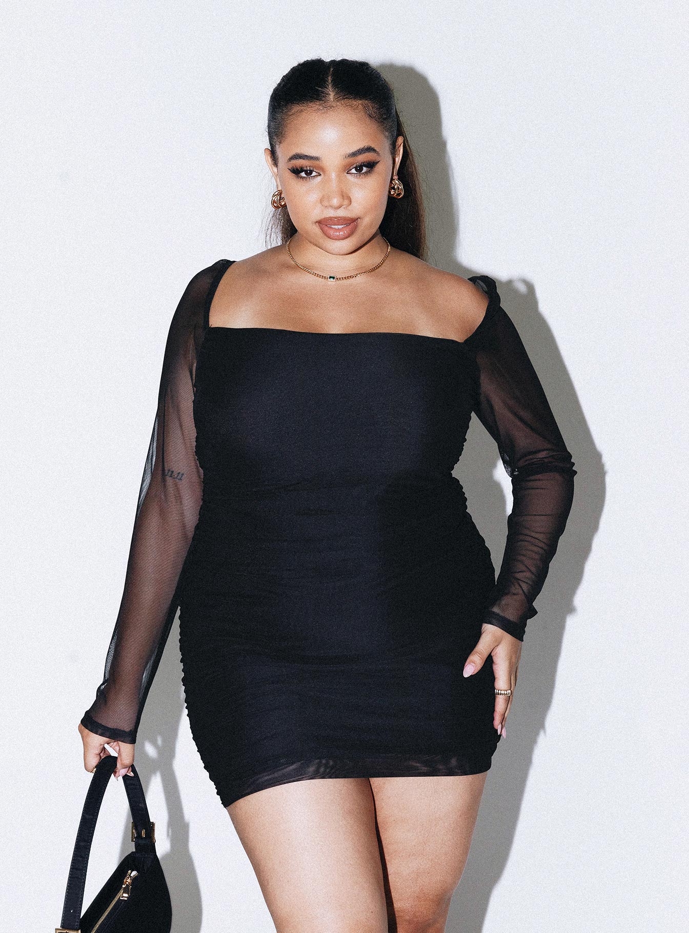 Charvi Long Sleeve Mini Dress Black Curve - Image 2