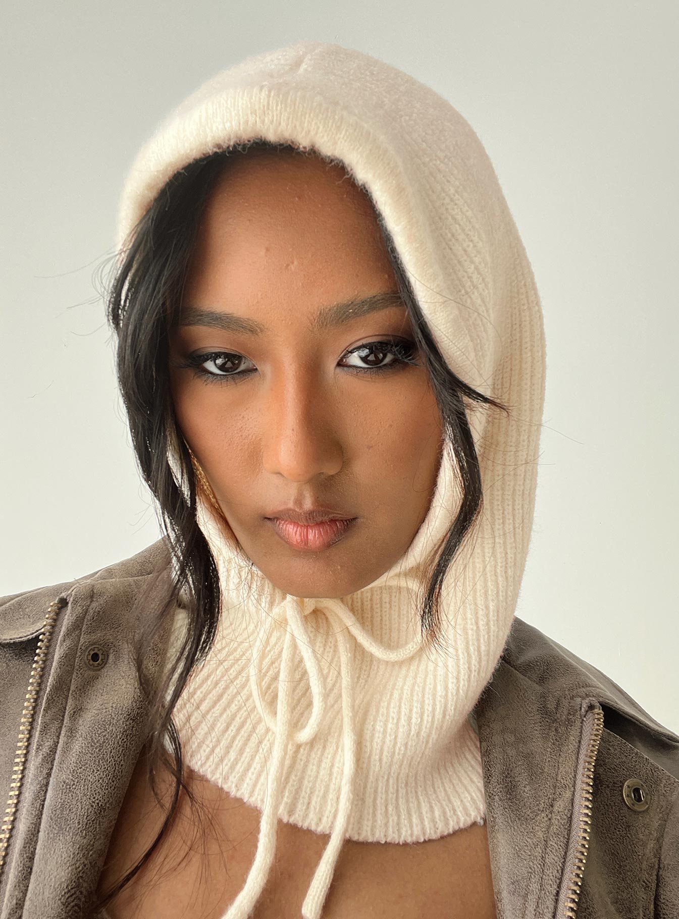 Genson Knit Hood White - Image 4