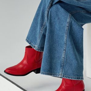 Lunas Boots Red