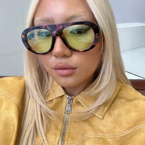 Prized Possession Aviator Sunglasses Tort