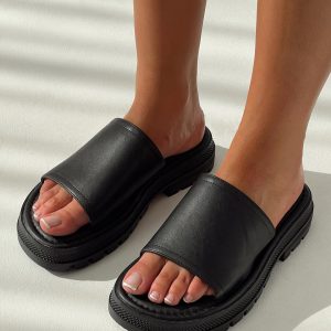 Therapy Raid Sandals Black