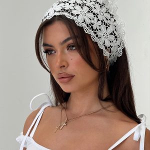 Pinot Lace Hair Scarf White