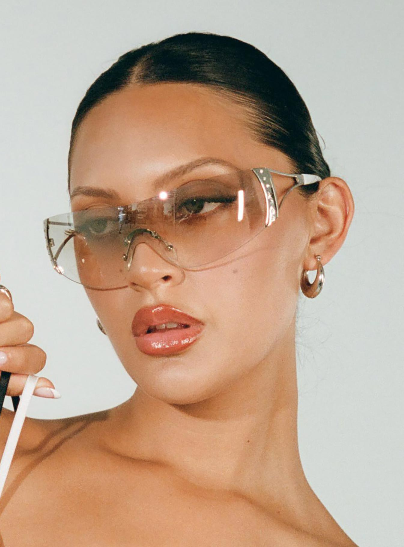 Callile Sunglasses White - Image 7