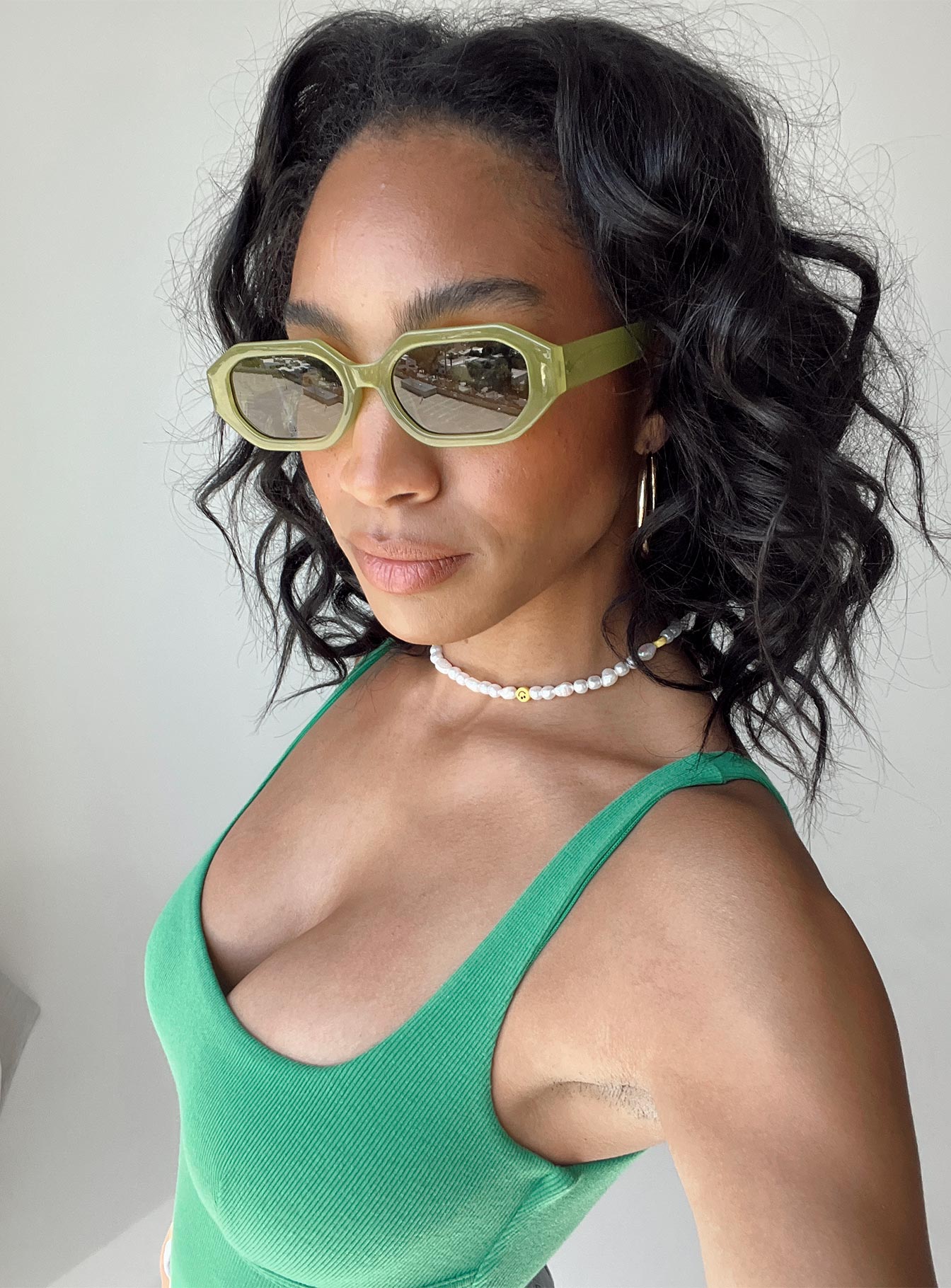 Corbett Sunglasses Green - Image 4