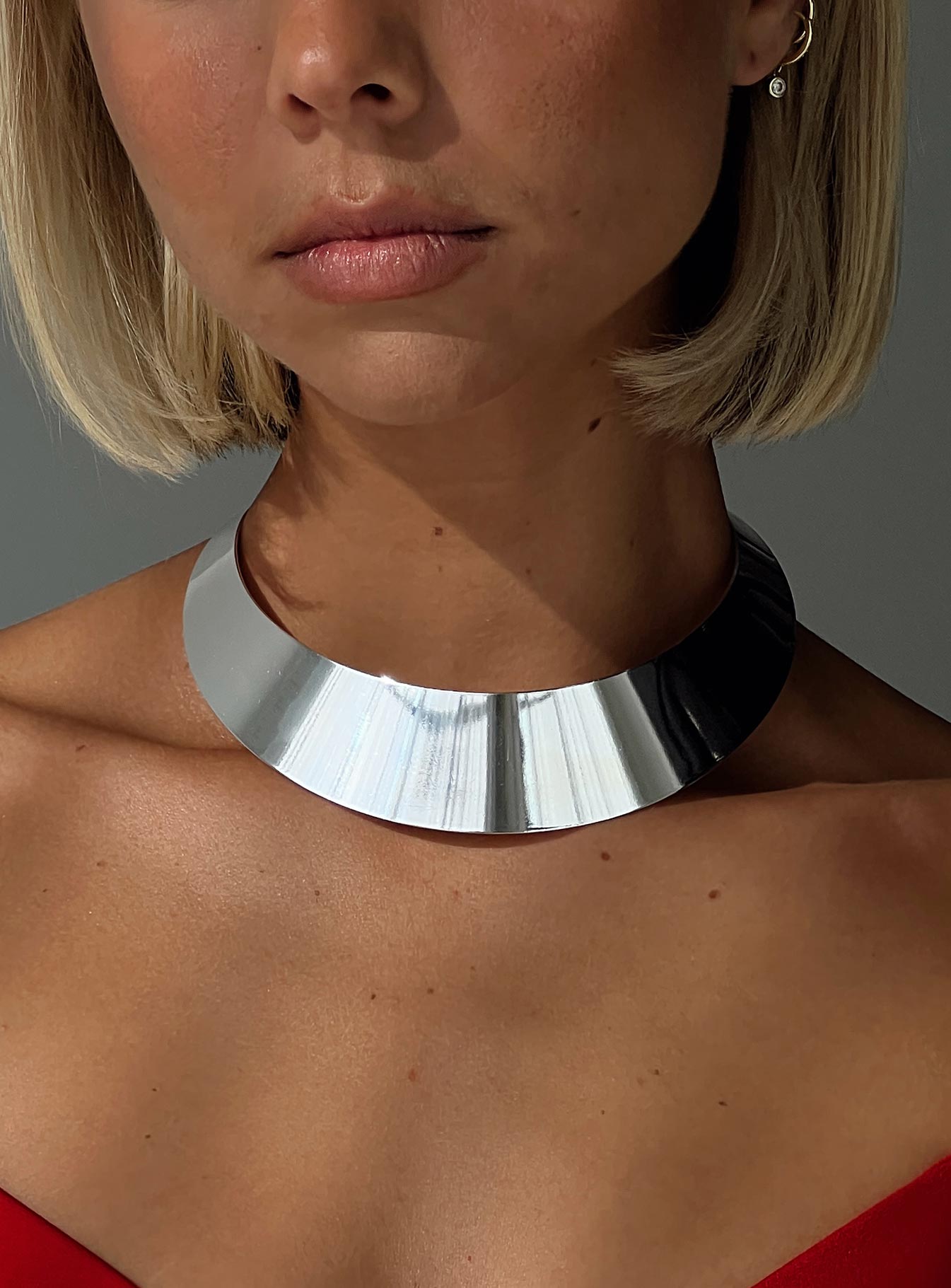 Karta Neck Cuff Silver - Image 4