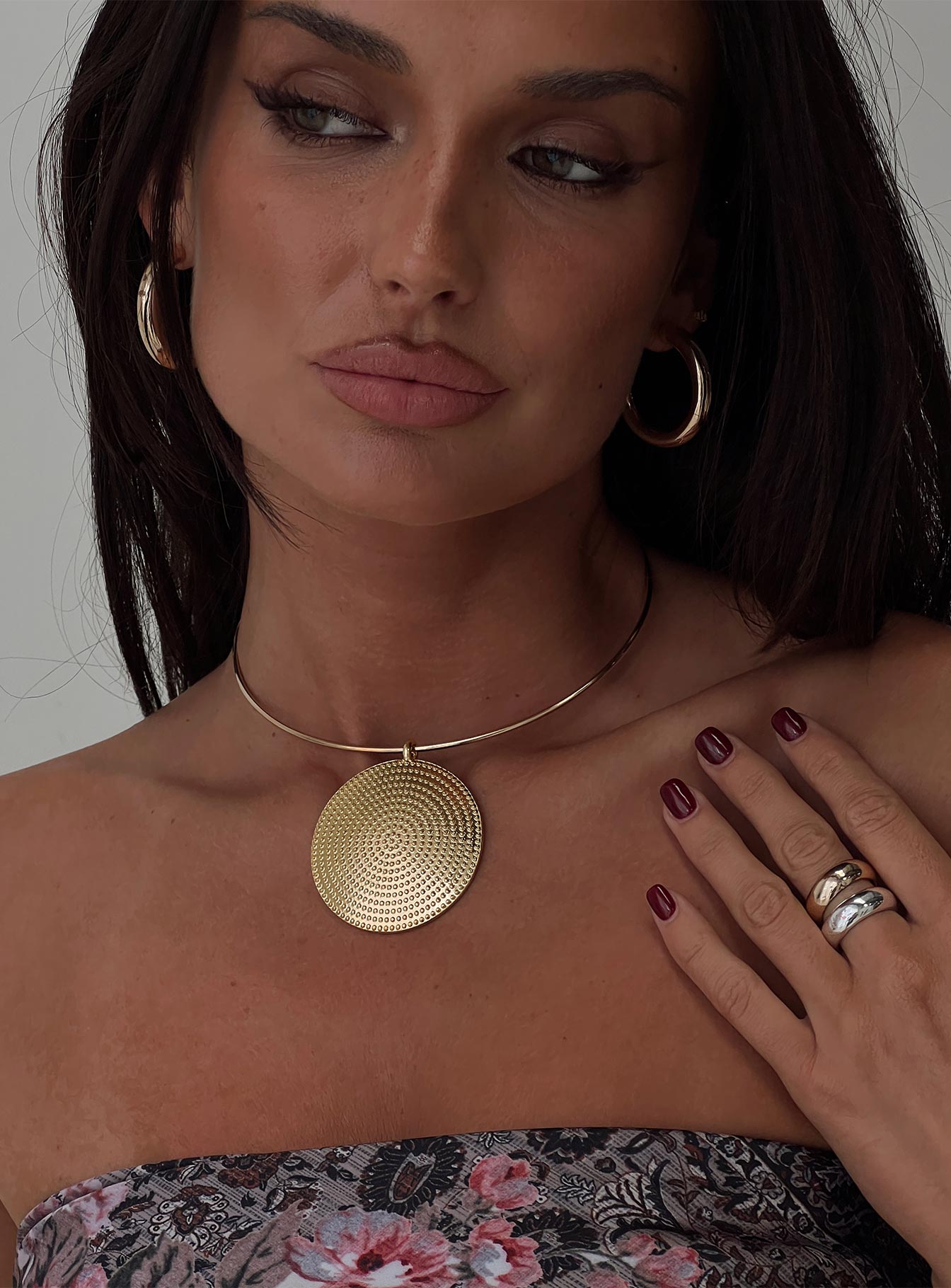 Charlise Pendant Necklace Gold