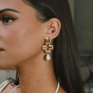 Carrion Earrings Gold