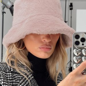 Theo Plush Bucket Hat Blush