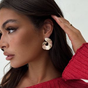 Moving On Earrings Gold