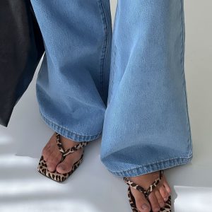 Billini Tove Sandals Leopard Satin