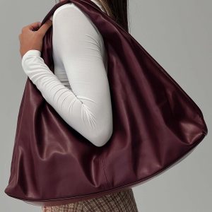 Feel A Way Shoulder Bag Burgundy