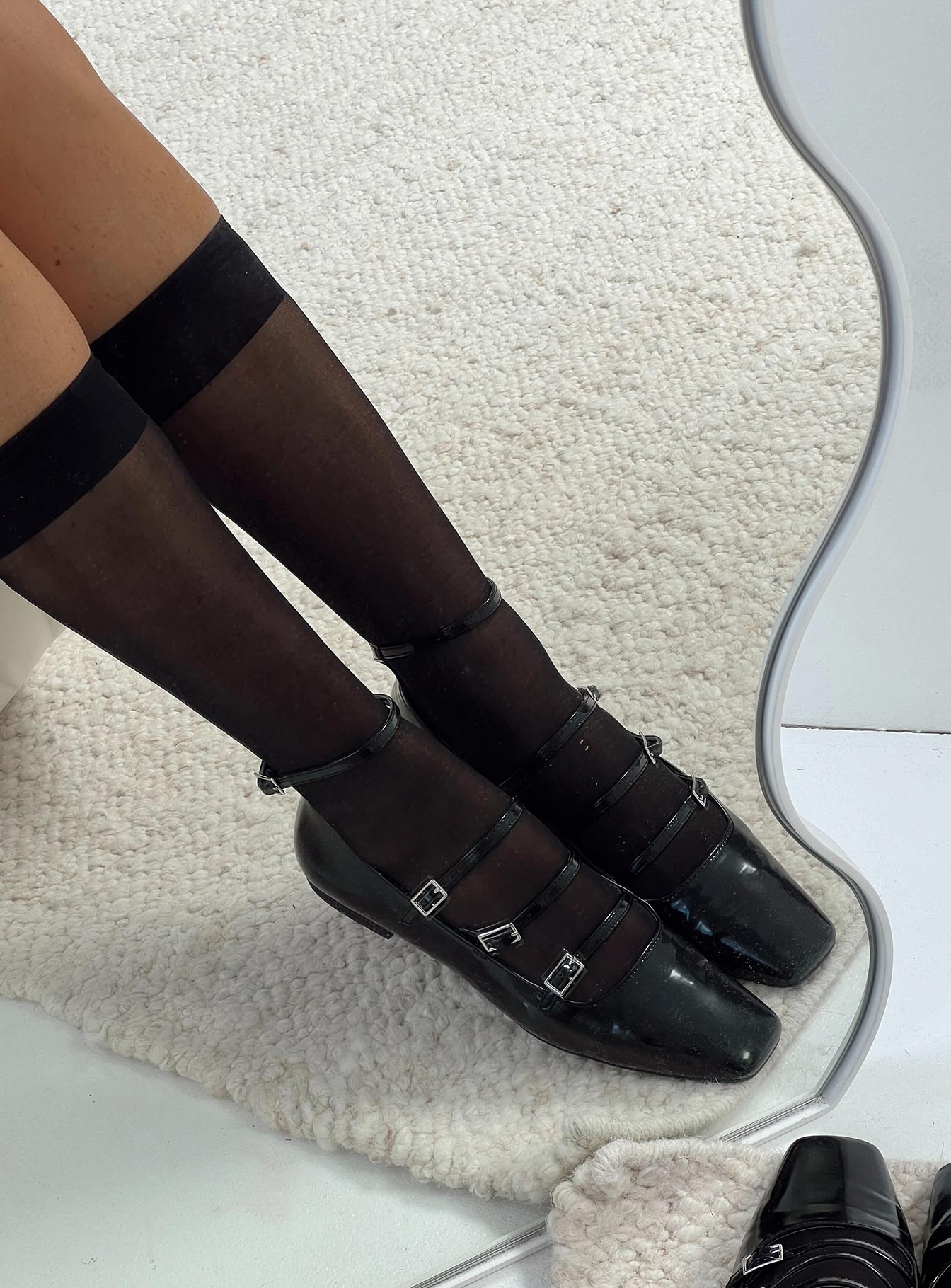 Mysteria Sheer Socks Black - Image 5