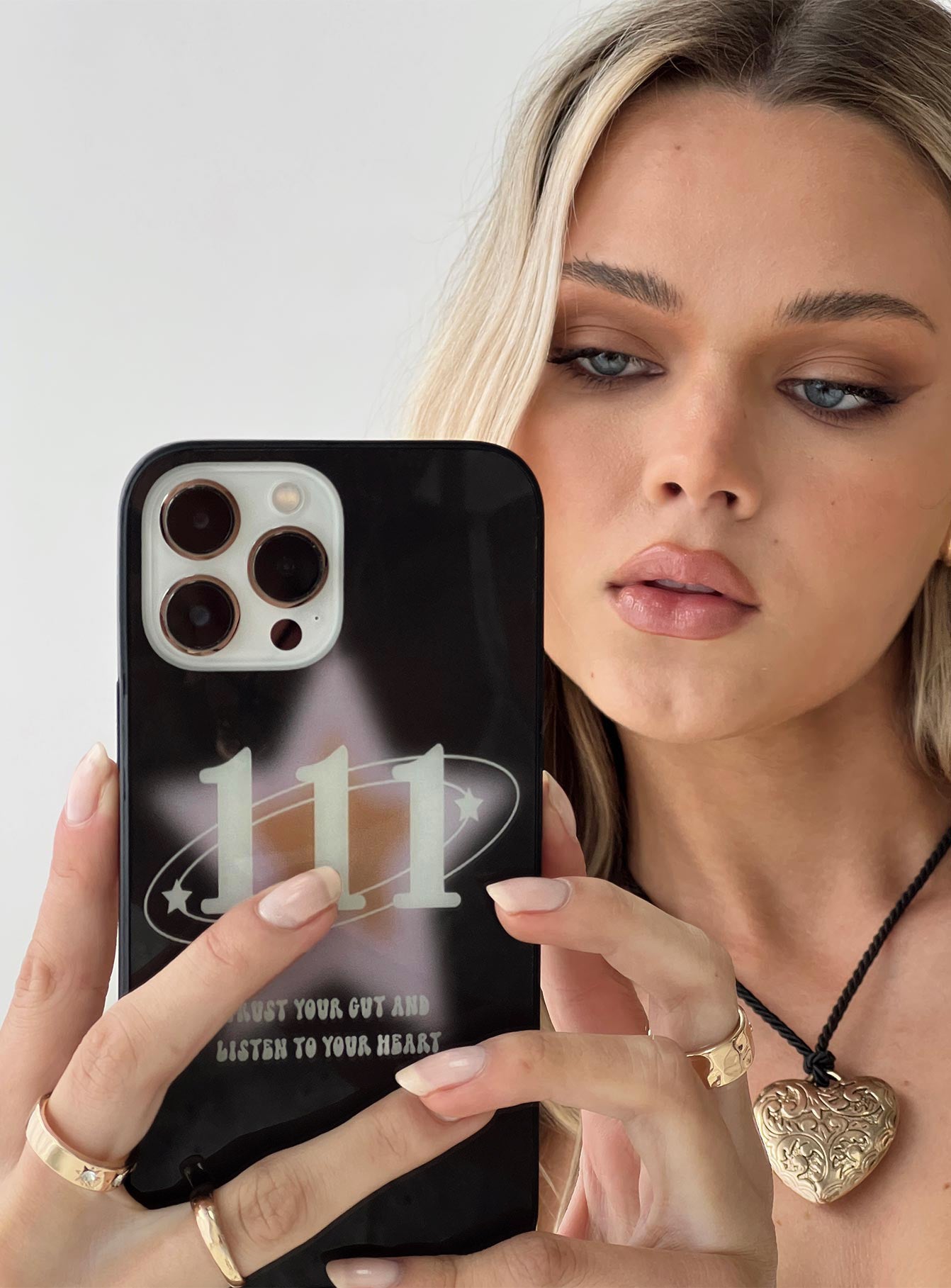 Trevina Iphone Case Multi