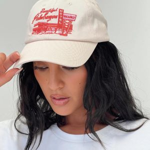 Palm Springs Hotel Cap Cream