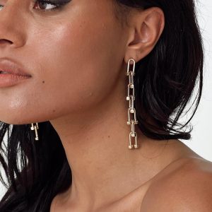 Chained Earrings Gold