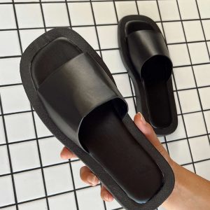 Camilo Slides Black