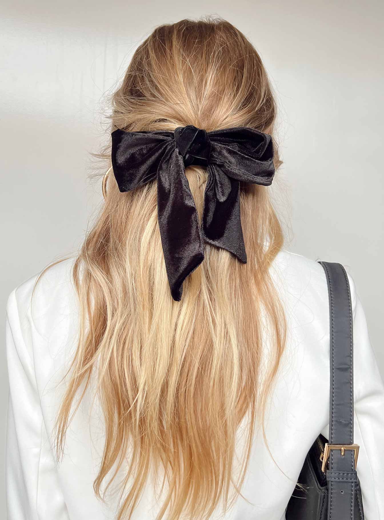 Dover Velvet Bow Hair Clip Black - Image 4
