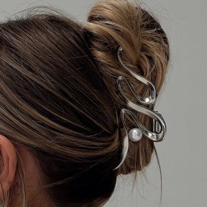 All That Glimmers Clip Silver