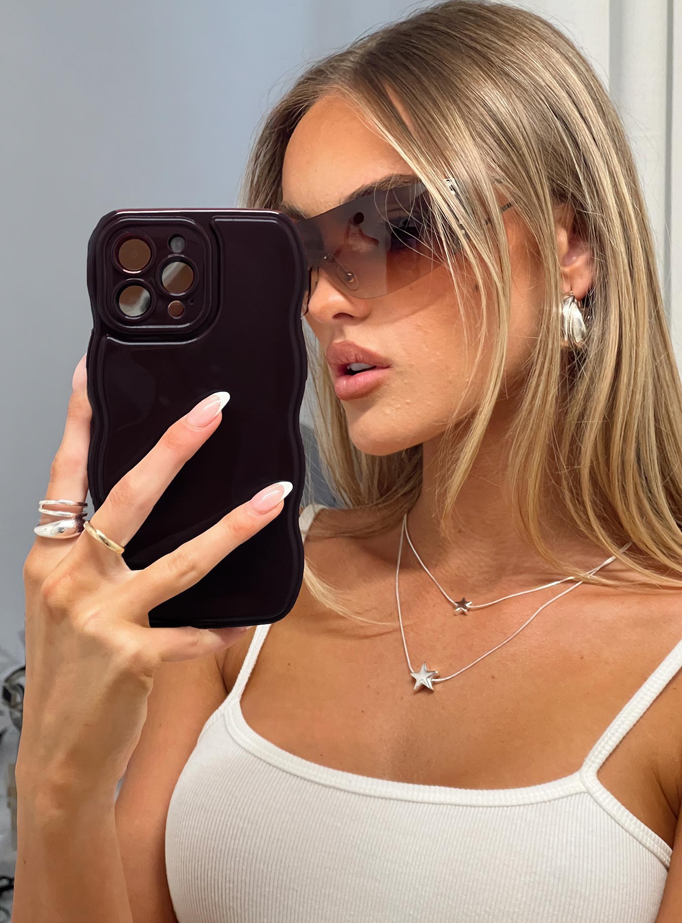 Ravenna Iphone Case Burgundy - Image 3