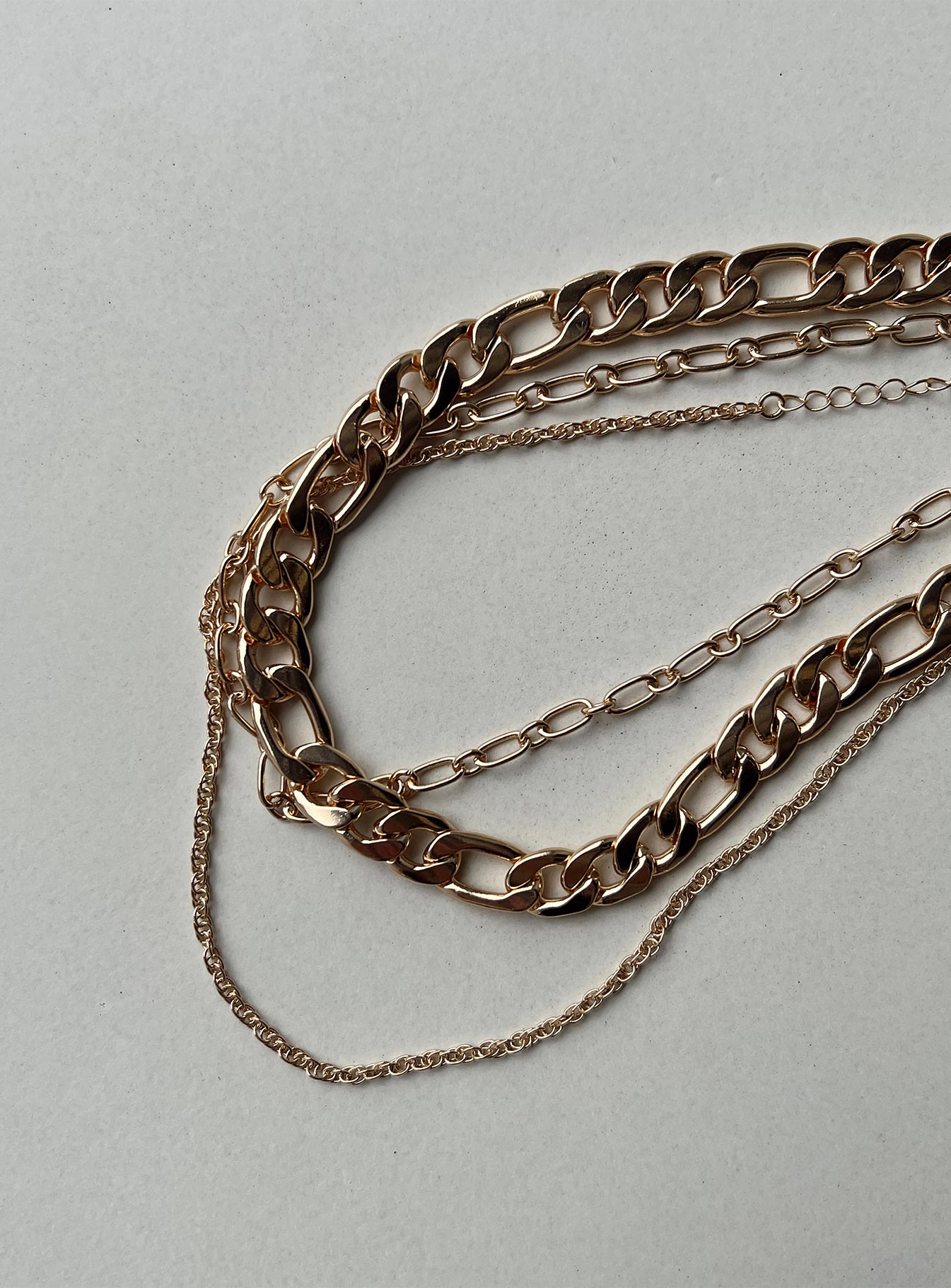 Trisha Necklace Set Gold - Image 3