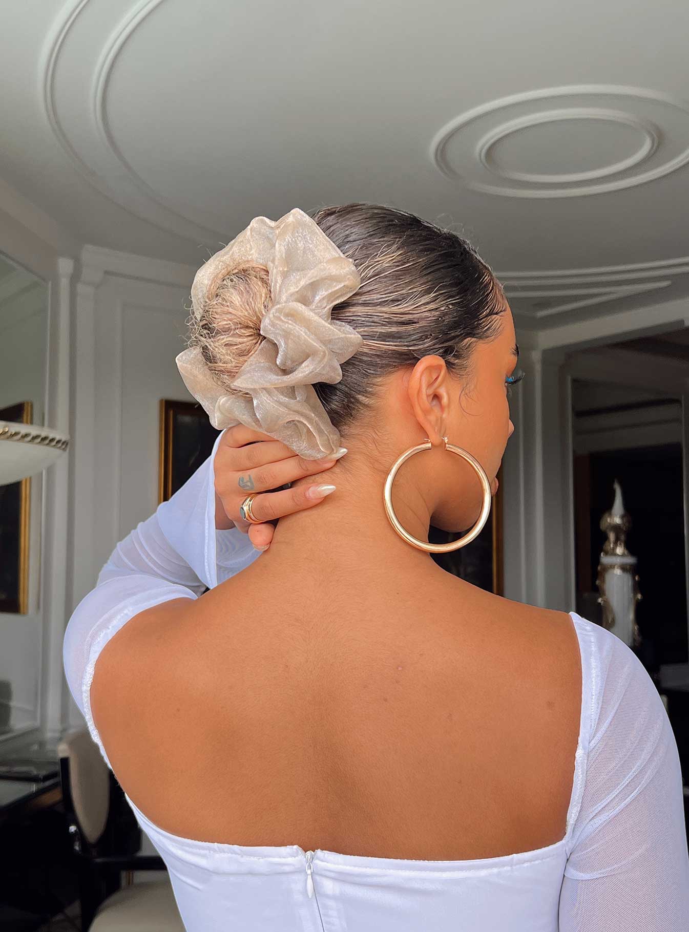 Margot Scrunchie Beige