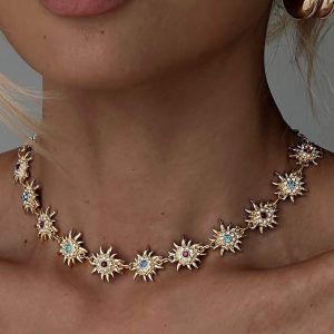 Carlisha Necklace Gold