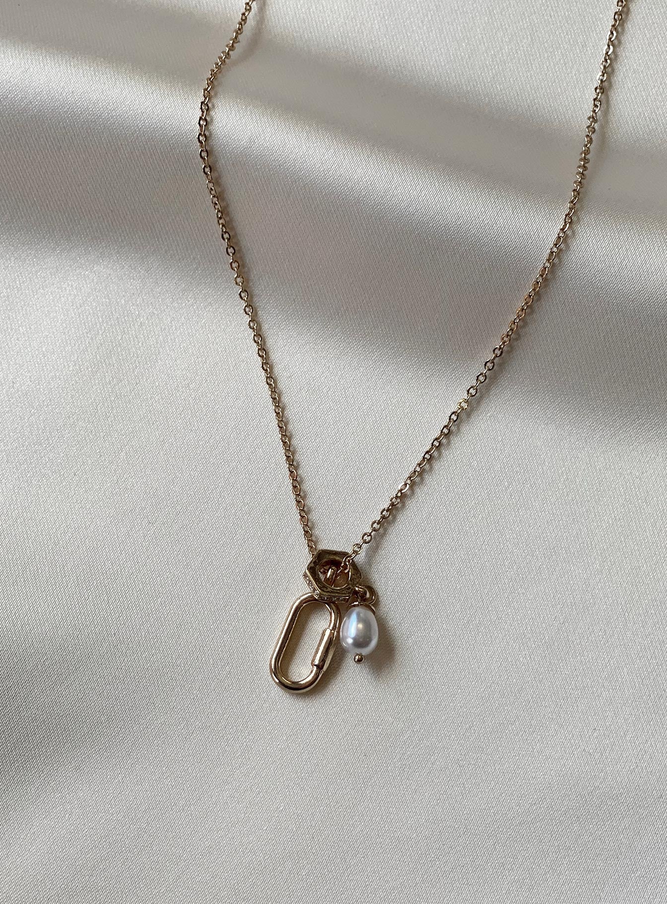 Schofield Pearl Necklace Gold