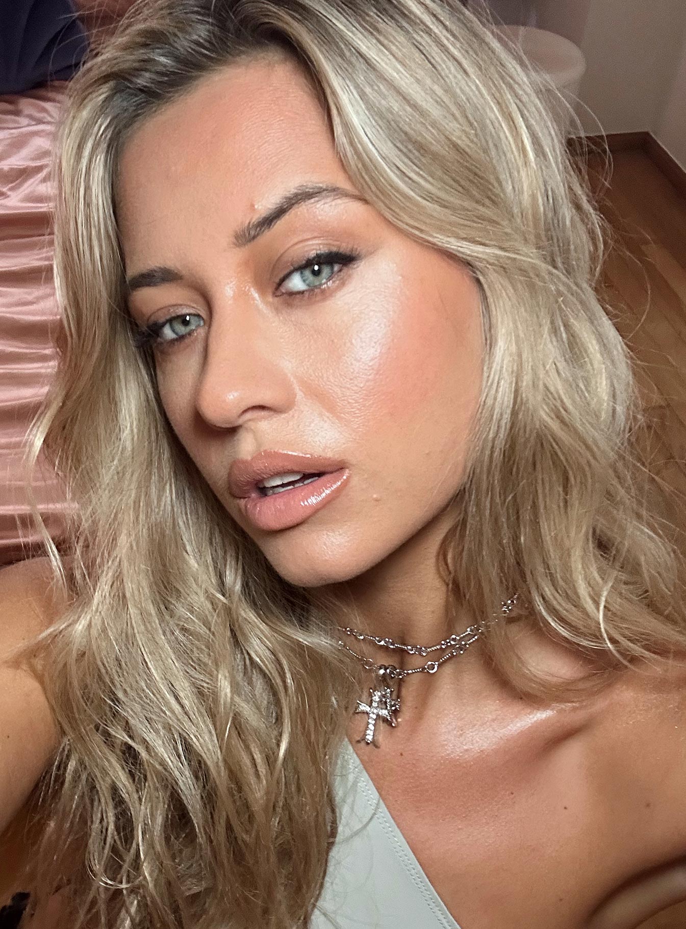 Curtis Cross Necklace Silver - Image 4