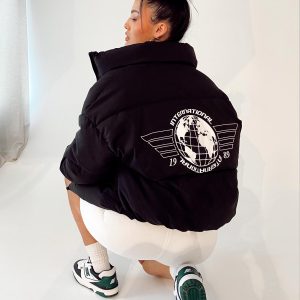 International Puffer Jacket Black
